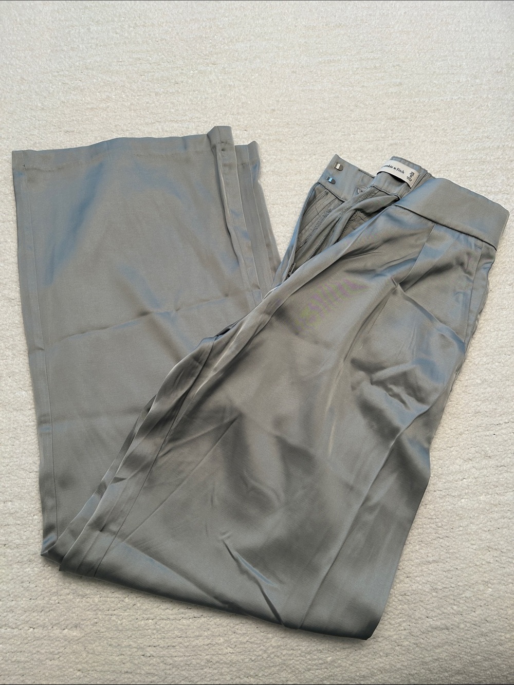 Abercrombie & Fitch Wide Leg Pants in Light Gray